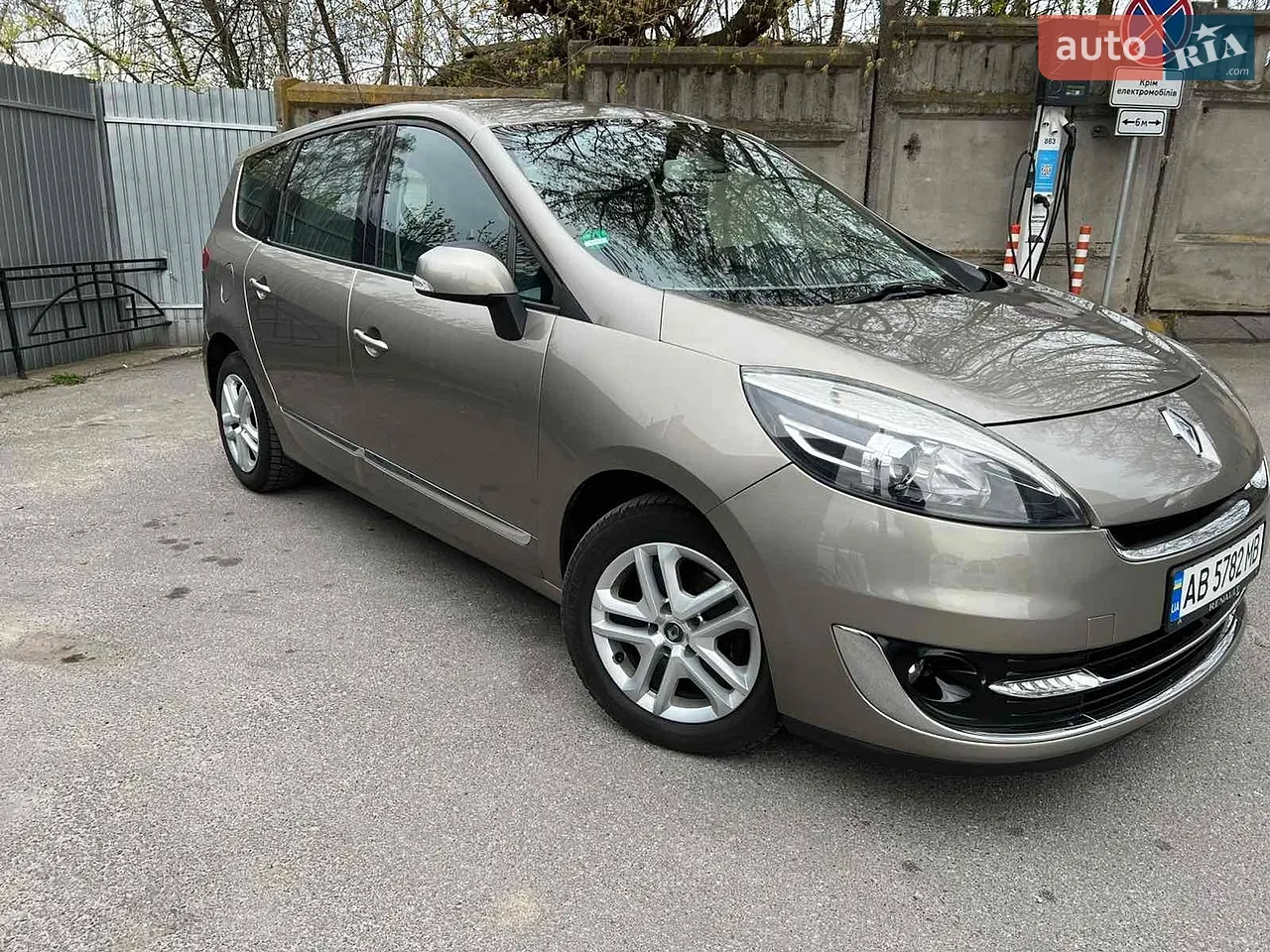 2011 Renault Scenic - мініатюра 18