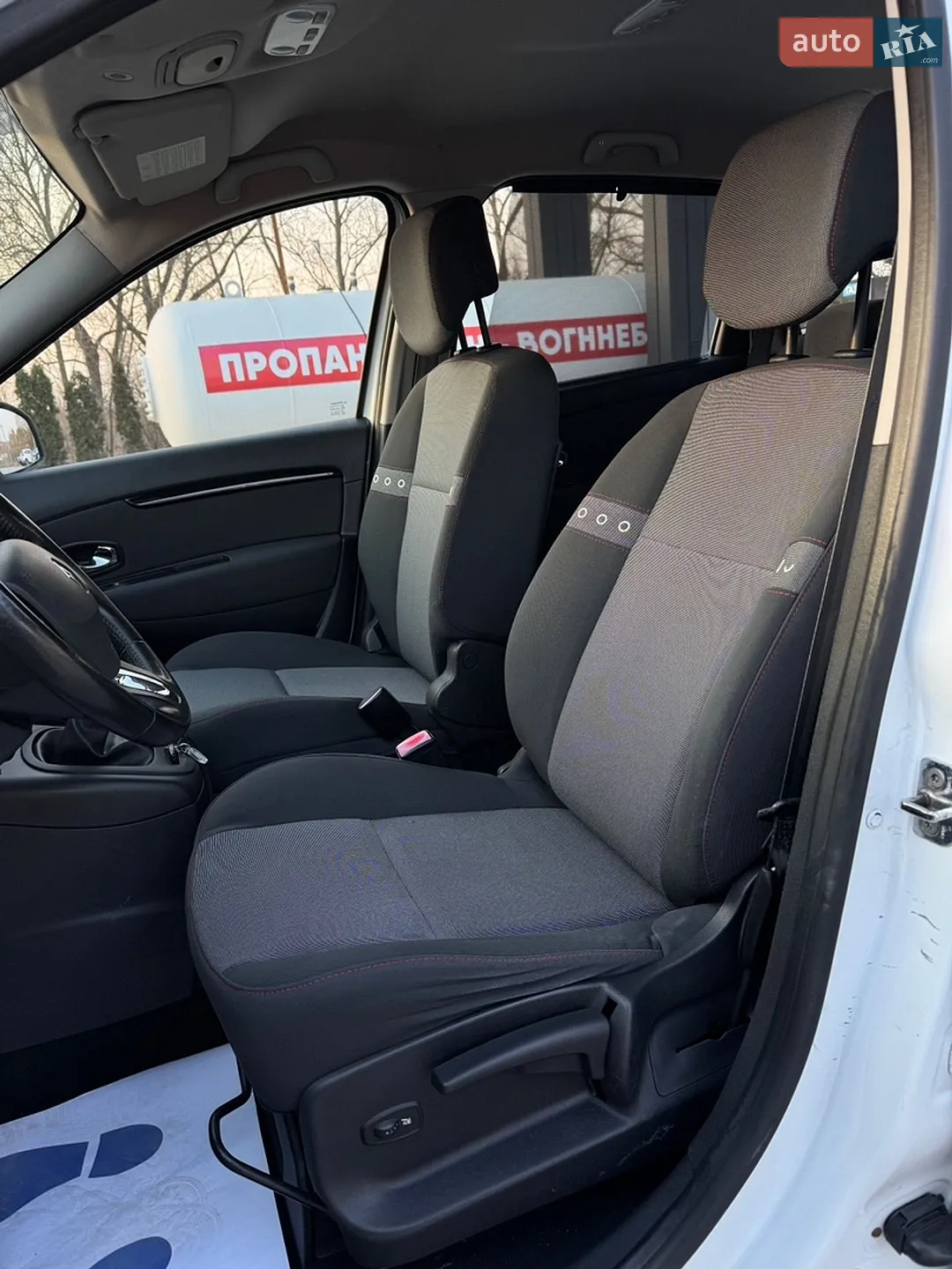 2012 Renault Scenic - мініатюра 17
