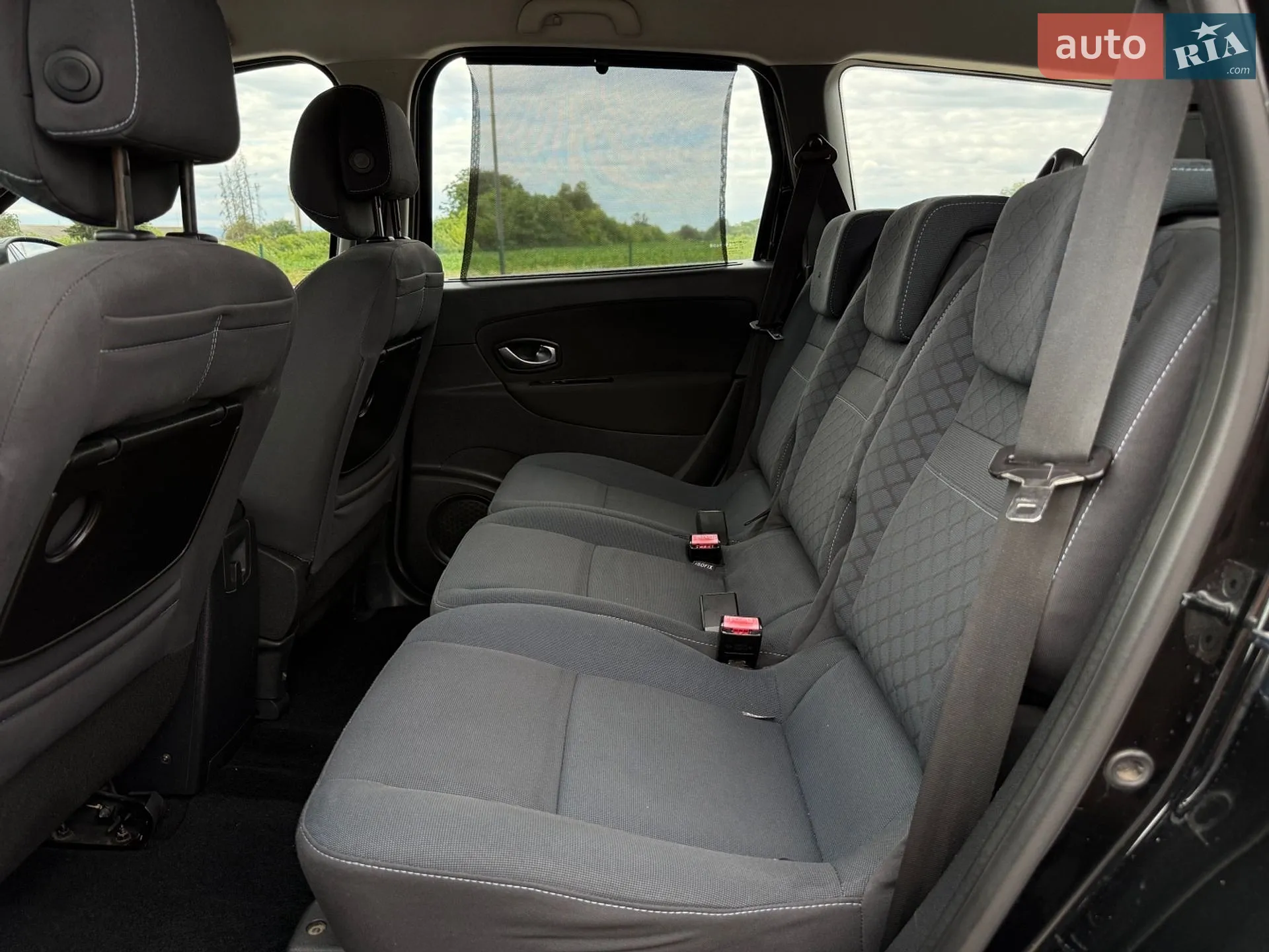 2010 Renault Scenic - мініатюра 12