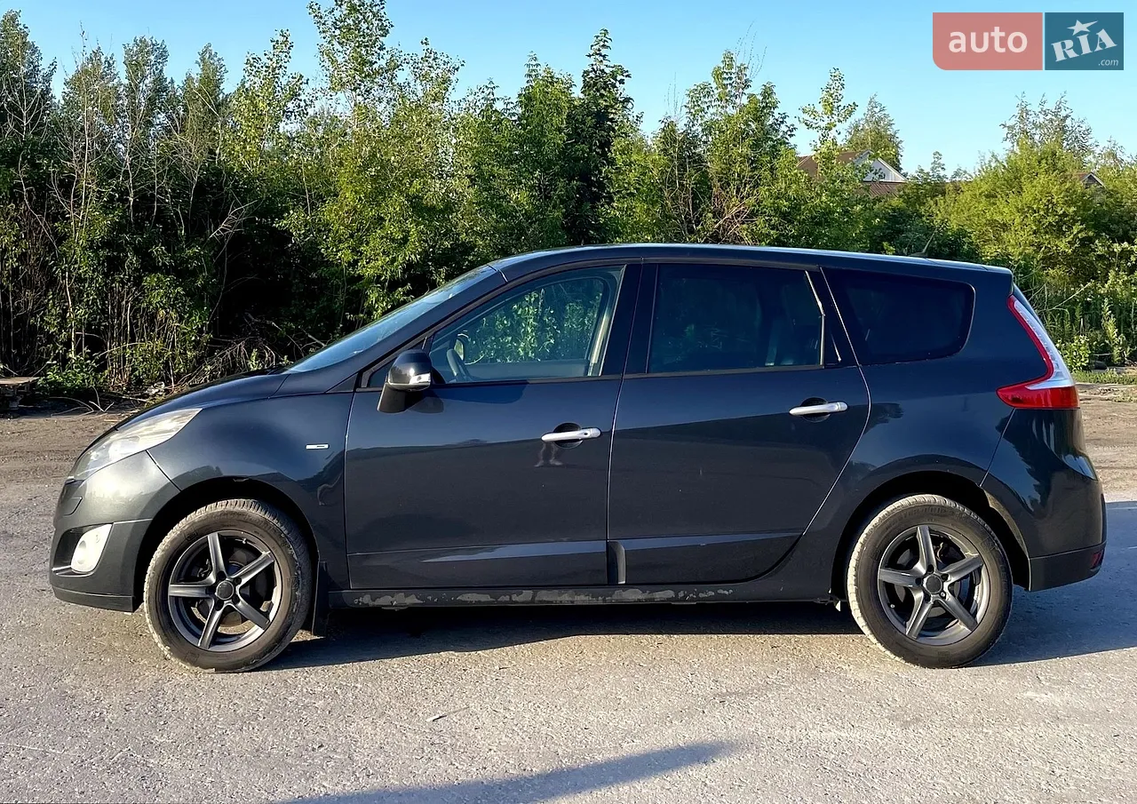 2011 Renault Scenic - мініатюра 16