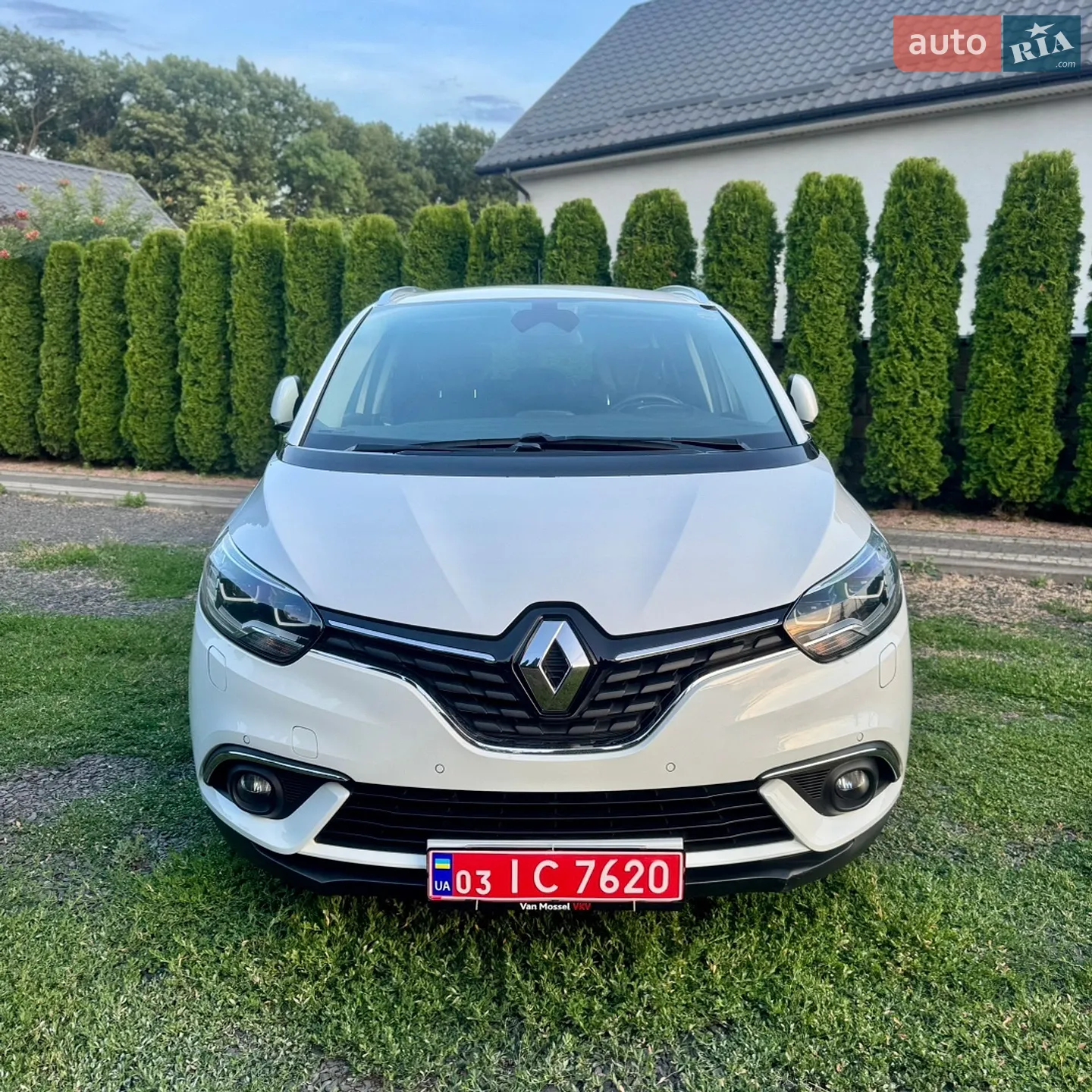 2017 Renault Scenic - мініатюра 2