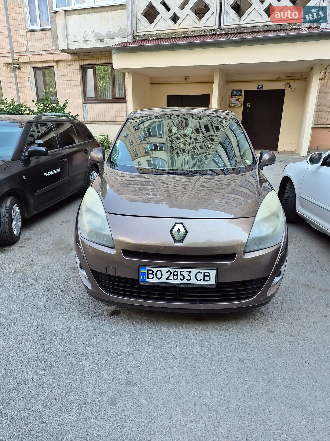 2011 Renault Scenic - мініатюра 2