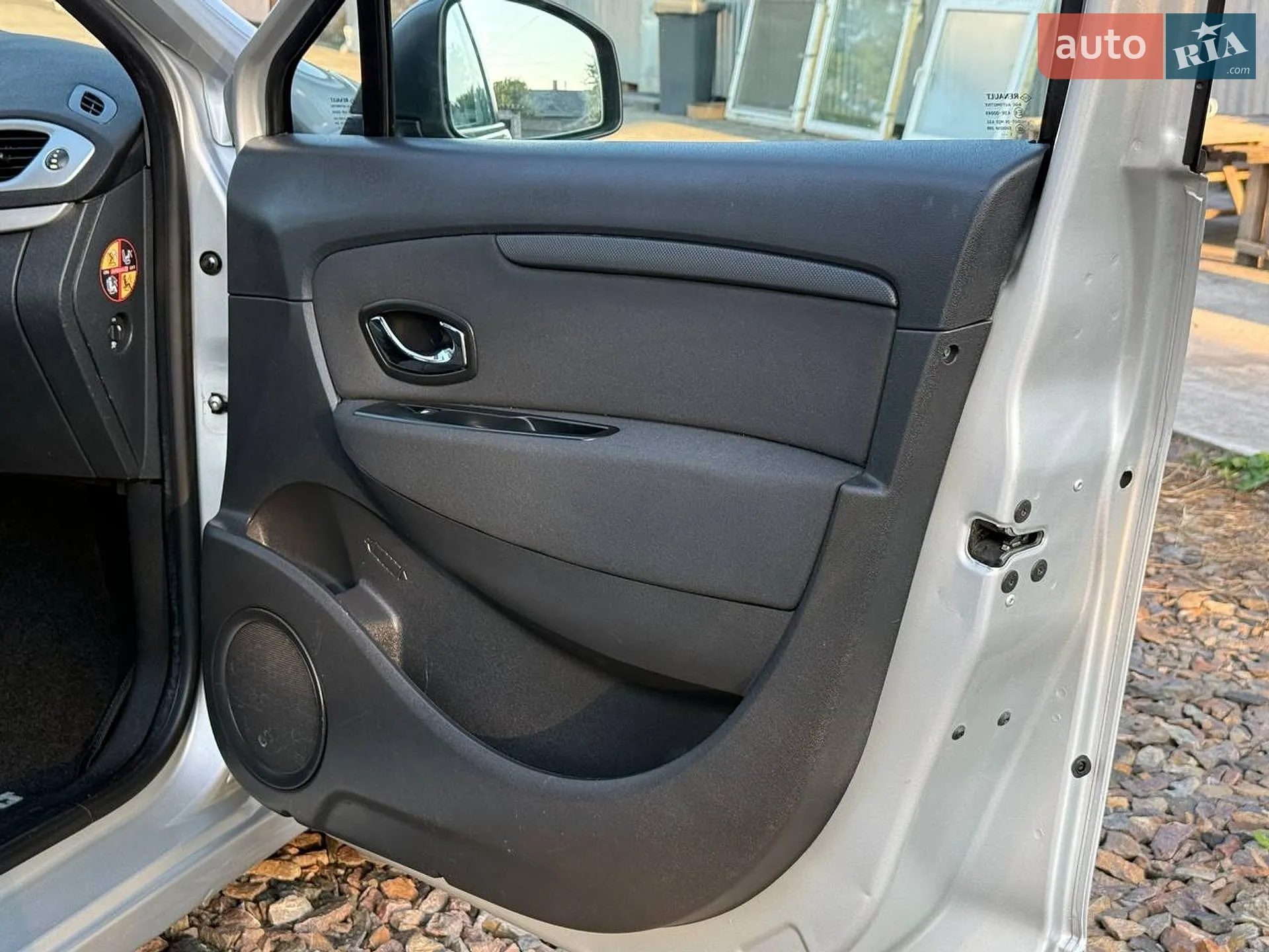 2011 Renault Scenic - мініатюра 24
