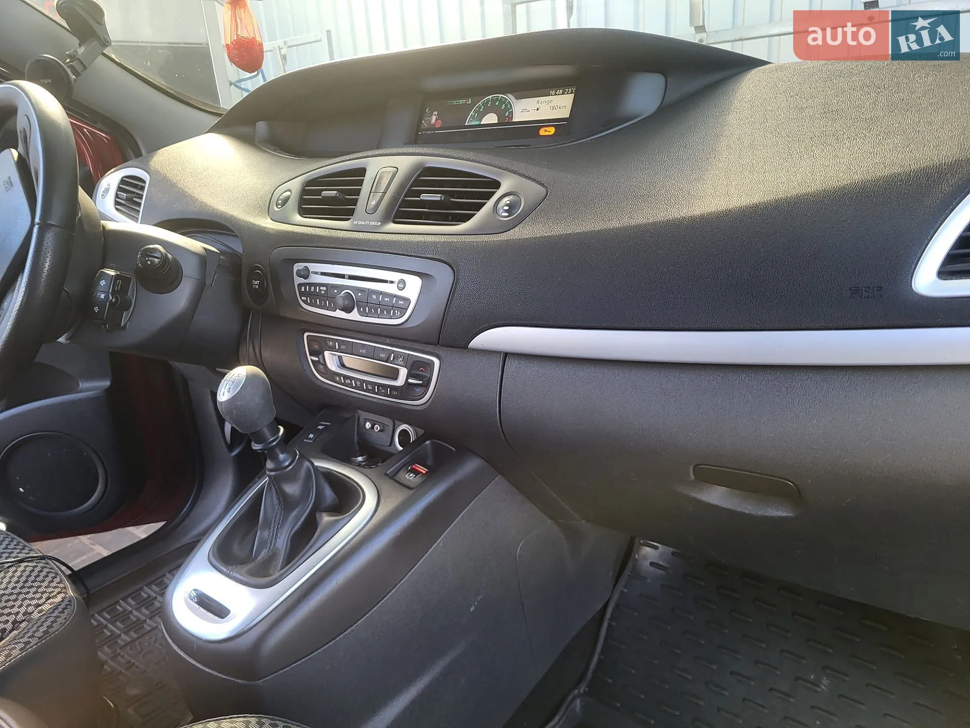 2011 Renault Scenic - мініатюра 16