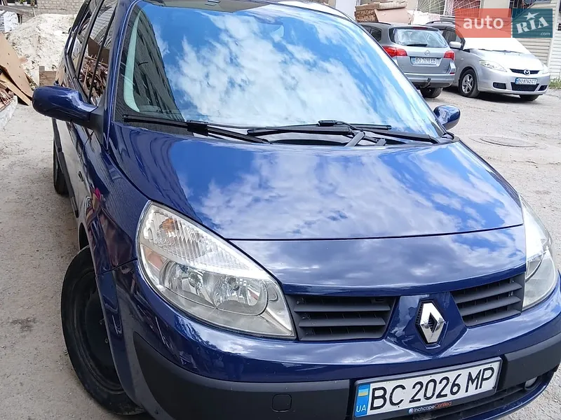 Renault Grand Scenic 2005