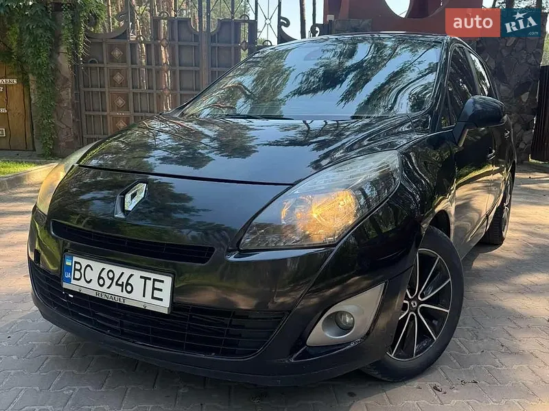 Renault Grand Scenic 2011