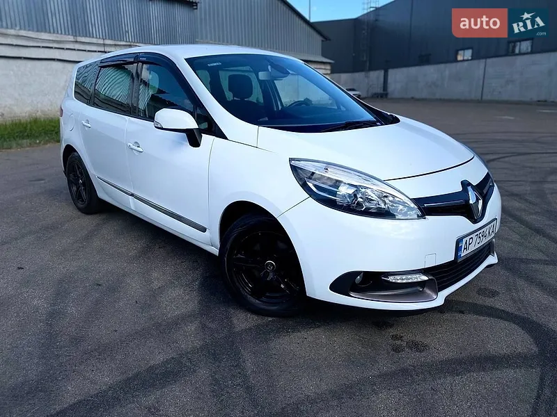 Renault Grand Scenic 2016