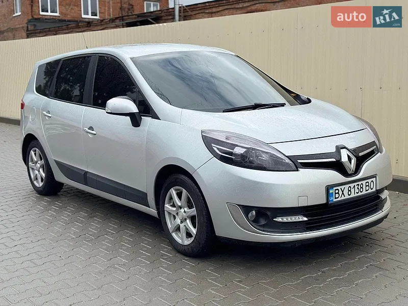 Renault Grand Scenic 2013