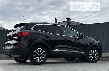 Внедорожник / Кроссовер Renault Kadjar 2017 в 