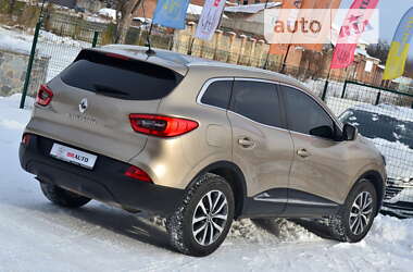 Позашляховик / Кросовер Renault Kadjar 2018 в 