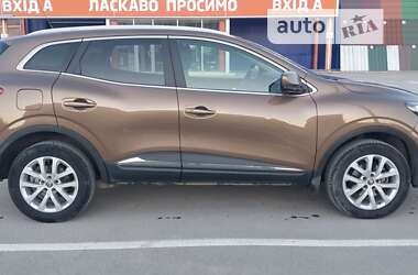 Внедорожник / Кроссовер Renault Kadjar 2017 в Каменец-Подольском