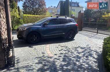 Внедорожник / Кроссовер Renault Kadjar 2016 в 