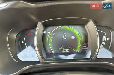 Внедорожник / Кроссовер Renault Kadjar 2017 в 