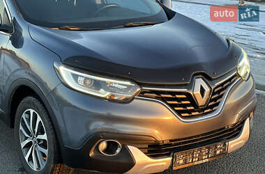 Внедорожник / Кроссовер Renault Kadjar 2015 в 