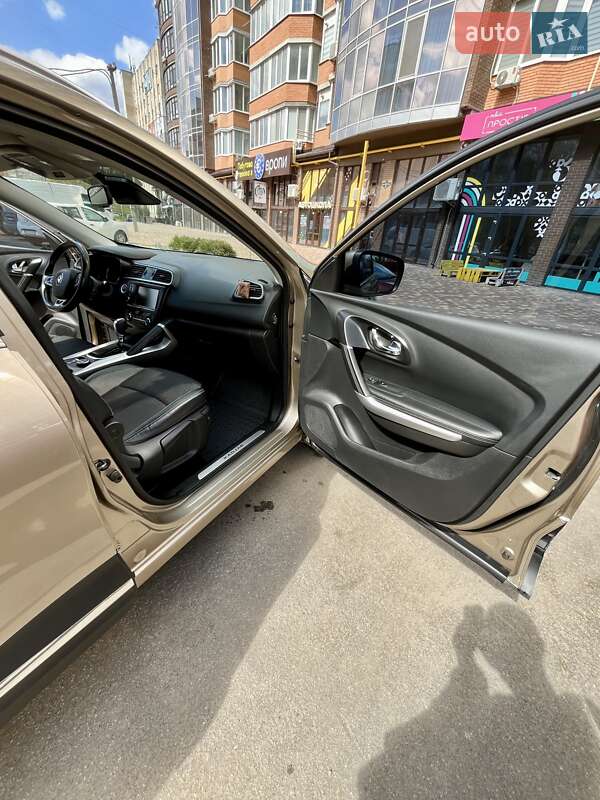 Позашляховик / Кросовер Renault Kadjar 2017 в Кропивницькому