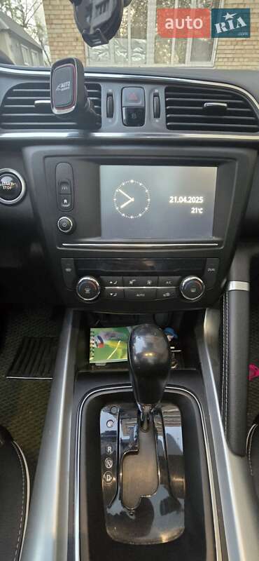 Внедорожник / Кроссовер Renault Kadjar 2015 в Киеве