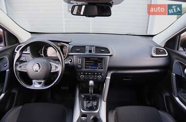 Внедорожник / Кроссовер Renault Kadjar 2017 в 