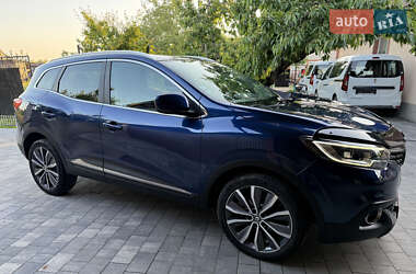 Внедорожник / Кроссовер Renault Kadjar 2015 в 