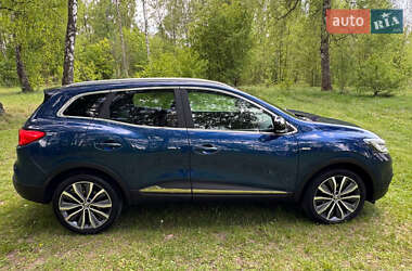 Внедорожник / Кроссовер Renault Kadjar 2017 в 