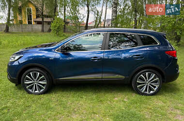 Внедорожник / Кроссовер Renault Kadjar 2017 в 