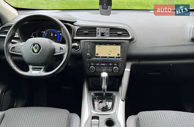 Внедорожник / Кроссовер Renault Kadjar 2017 в 