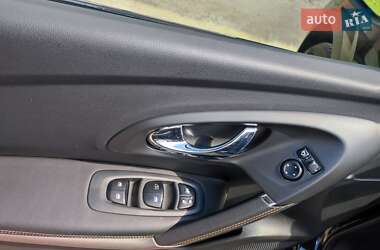 Внедорожник / Кроссовер Renault Kadjar 2016 в 
