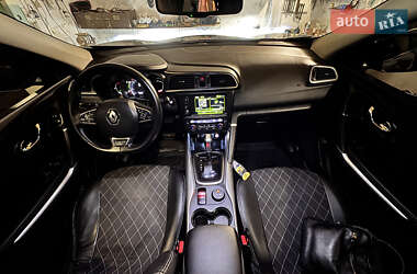 Внедорожник / Кроссовер Renault Kadjar 2016 в 