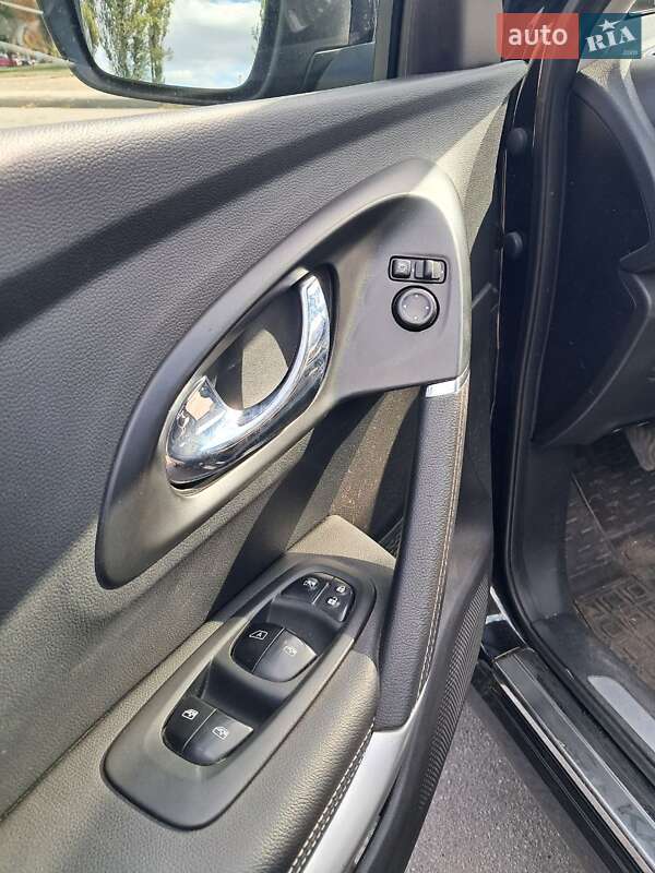 Внедорожник / Кроссовер Renault Kadjar 2015 в Кривом Роге фото 12 Внедорожник / Кроссовер Renault Kadjar 2015 в Кривом Роге