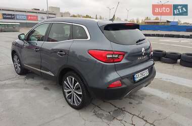 Внедорожник / Кроссовер Renault Kadjar 2017 в 