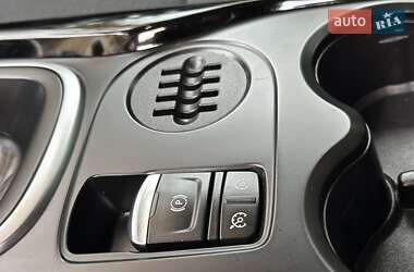 Внедорожник / Кроссовер Renault Kadjar 2016 в 