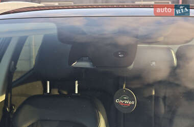 Позашляховик / Кросовер Renault Kadjar 2018 в  фото 14 Позашляховик / Кросовер Renault Kadjar 2018 в