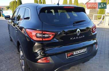 Внедорожник / Кроссовер Renault Kadjar 2015 в 