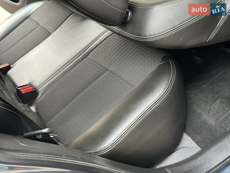 Позашляховик / Кросовер Renault Kadjar 2016 в Дрогобичі