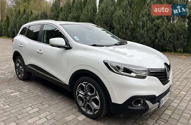 Внедорожник / Кроссовер Renault Kadjar 2015 в 