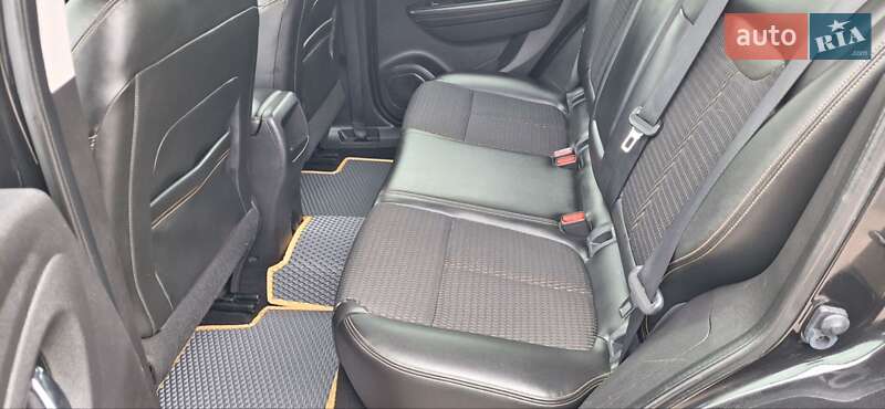 Внедорожник / Кроссовер Renault Kadjar 2016 в Новоархангельске