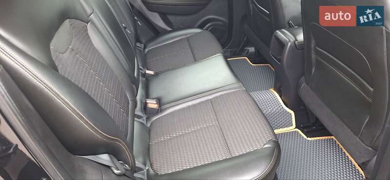 Внедорожник / Кроссовер Renault Kadjar 2016 в Новоархангельске