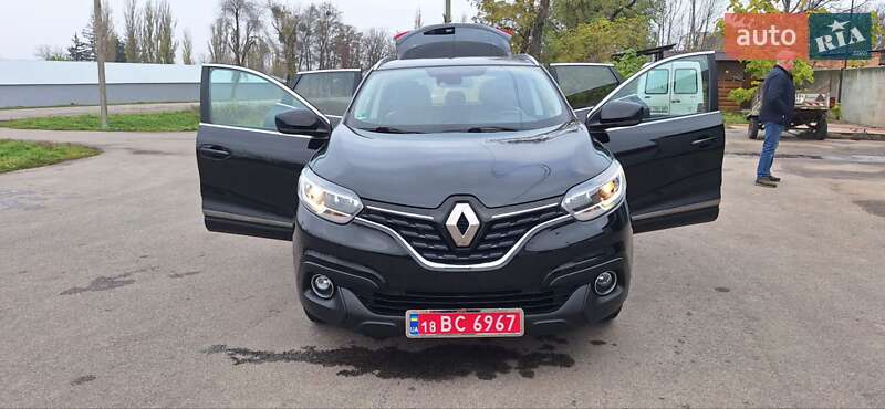 Внедорожник / Кроссовер Renault Kadjar 2016 в Новоархангельске