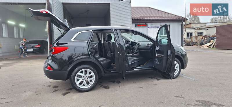 Внедорожник / Кроссовер Renault Kadjar 2016 в Новоархангельске