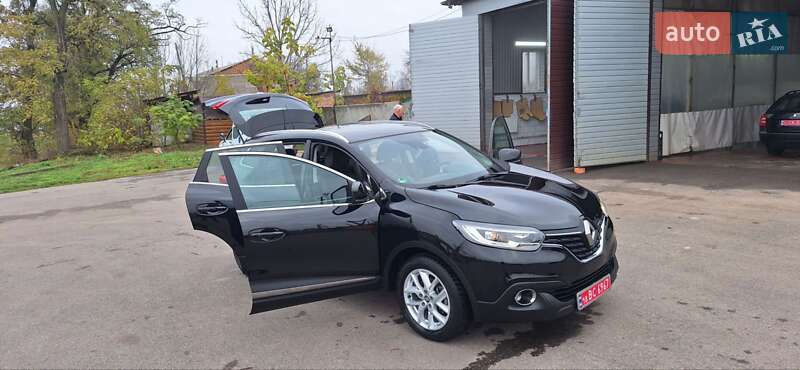 Внедорожник / Кроссовер Renault Kadjar 2016 в Новоархангельске