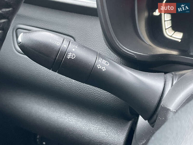 Внедорожник / Кроссовер Renault Kadjar 2017 в Киеве