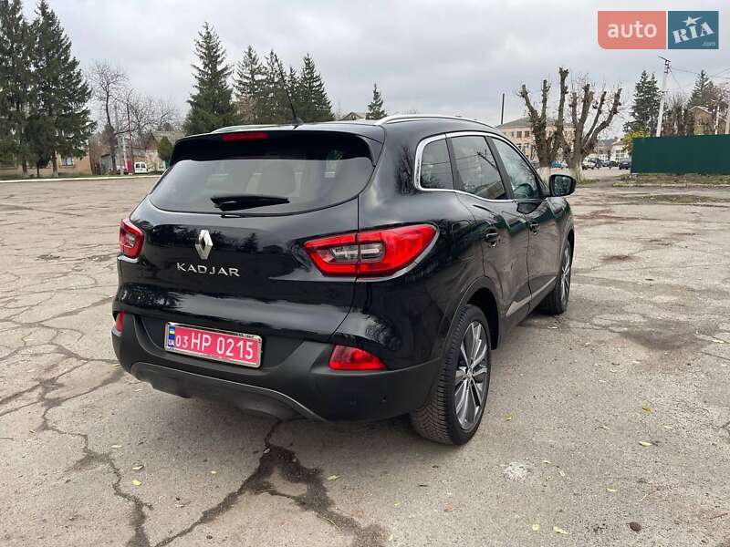 Внедорожник / Кроссовер Renault Kadjar 2016 в Новоархангельске