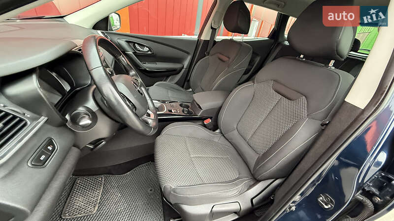 Позашляховик / Кросовер Renault Kadjar 2016 в Києві фото 23 Позашляховик / Кросовер Renault Kadjar 2016 в Києві