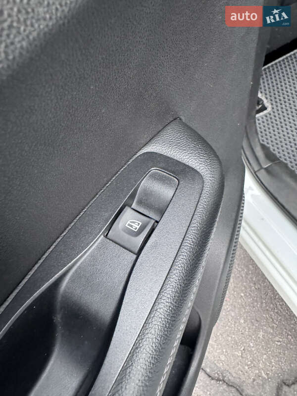 Внедорожник / Кроссовер Renault Kadjar 2019 в Киеве фото 12 Внедорожник / Кроссовер Renault Kadjar 2019 в Киеве