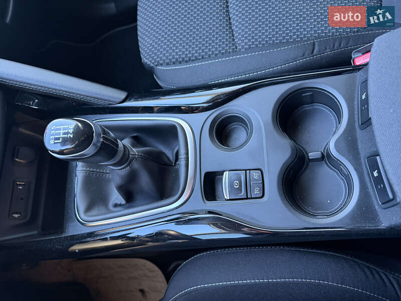 Внедорожник / Кроссовер Renault Kadjar 2017 в Ромнах фото 21 Внедорожник / Кроссовер Renault Kadjar 2017 в Ромнах