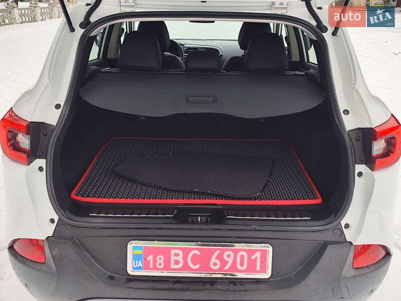 Внедорожник / Кроссовер Renault Kadjar 2016 в Новоархангельске