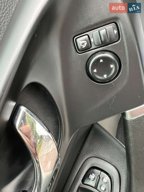 Внедорожник / Кроссовер Renault Kadjar 2015 в Самборе фото 29 Внедорожник / Кроссовер Renault Kadjar 2015 в Самборе