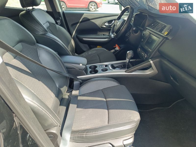 Внедорожник / Кроссовер Renault Kadjar 2017 в Вишневом фото 2 Внедорожник / Кроссовер Renault Kadjar 2017 в Вишневом