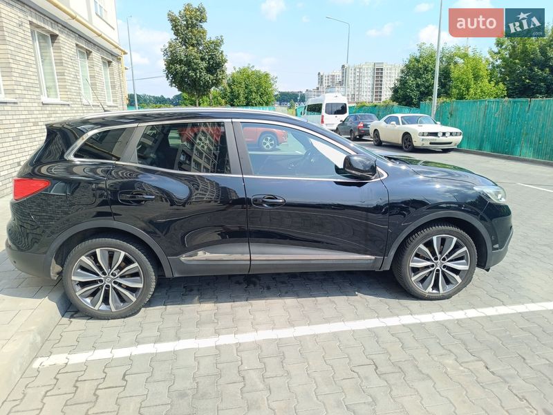 Внедорожник / Кроссовер Renault Kadjar 2017 в Вишневом фото 6 Внедорожник / Кроссовер Renault Kadjar 2017 в Вишневом