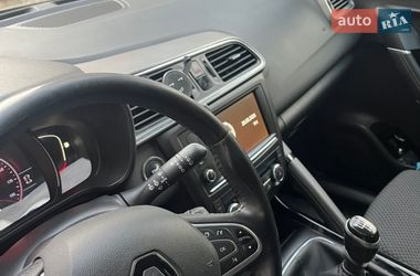 Внедорожник / Кроссовер Renault Kadjar 2017 в Полтаве фото 12 Внедорожник / Кроссовер Renault Kadjar 2017 в Полтаве