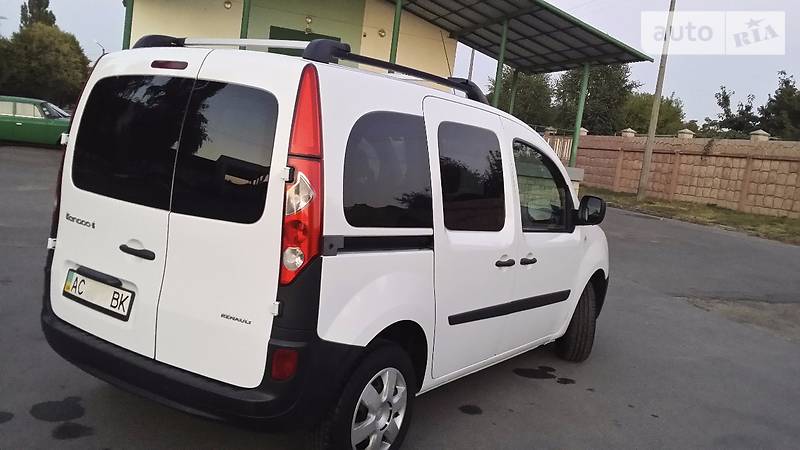 Грузопассажирский фургон Renault Kangoo 2010 в Луцке
